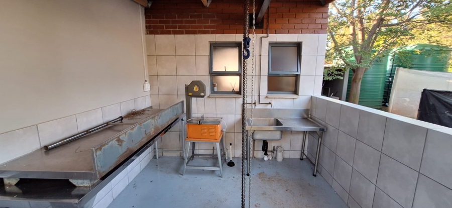 5 Bedroom Property for Sale in Koster North West